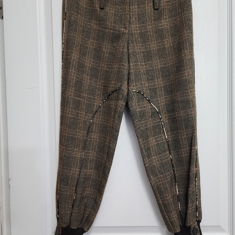 Chic Brown Plaid Cropped Riding Pants